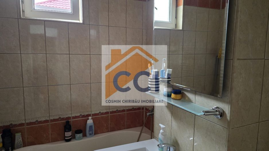 LOC. RACACIUNI,  APARTAMENT 3 CAMERE - Poză 19