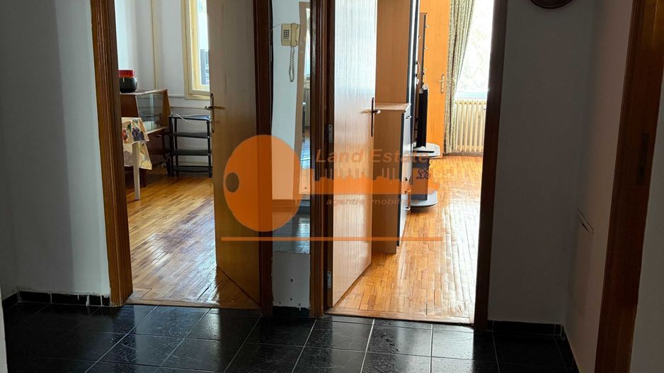 Apartament 4 camere – 10 min metrou Dristor - Poză 7