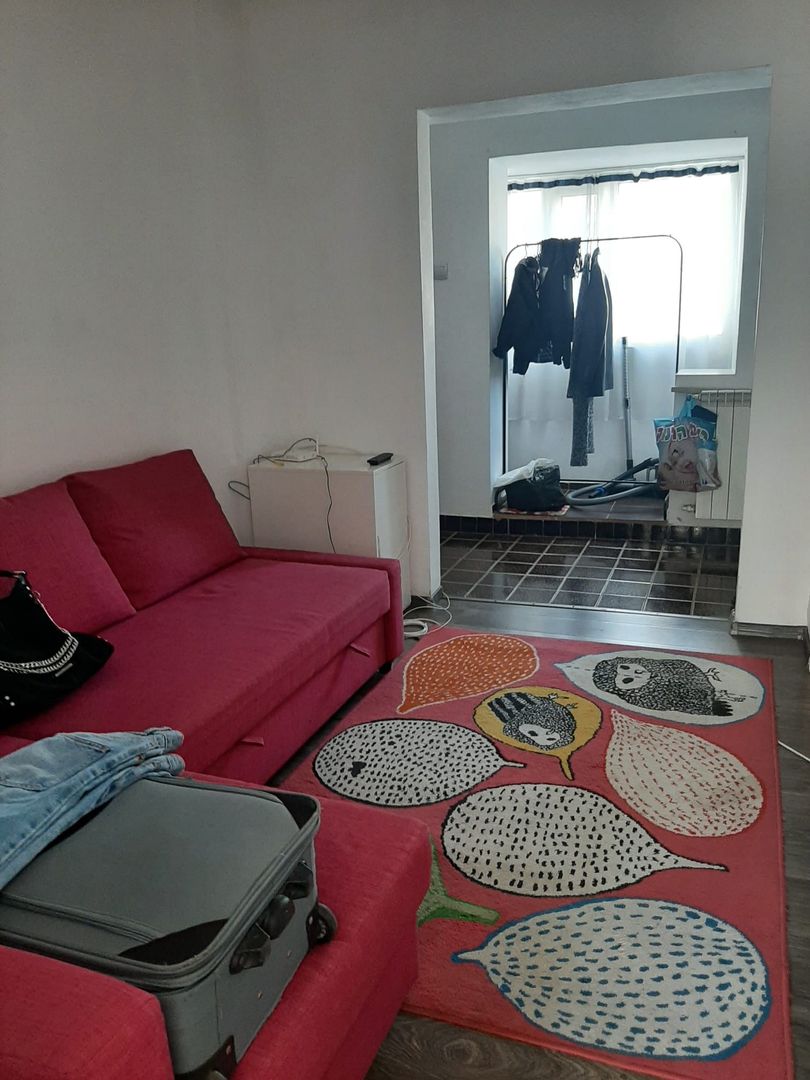 GARSONIERA NATIUNILE UNITE - BUCATARIE INCHISA, MOBILAT/ UTILAT MODERN - Poză 3