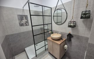 Apartament 2 camere de vanzare, mobilat utilat, gradina, acces metrou - Poză 16