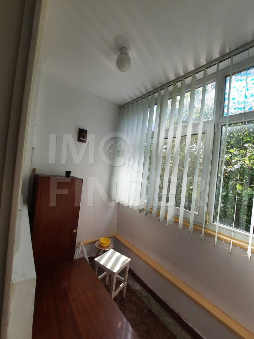 Garsoniera Detunata cu Parcare - Poză 4