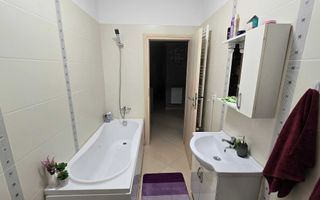 Aparatment de vanzare 3 camere 2 bai Lunca Cetatuii Visoianu - Poză 8
