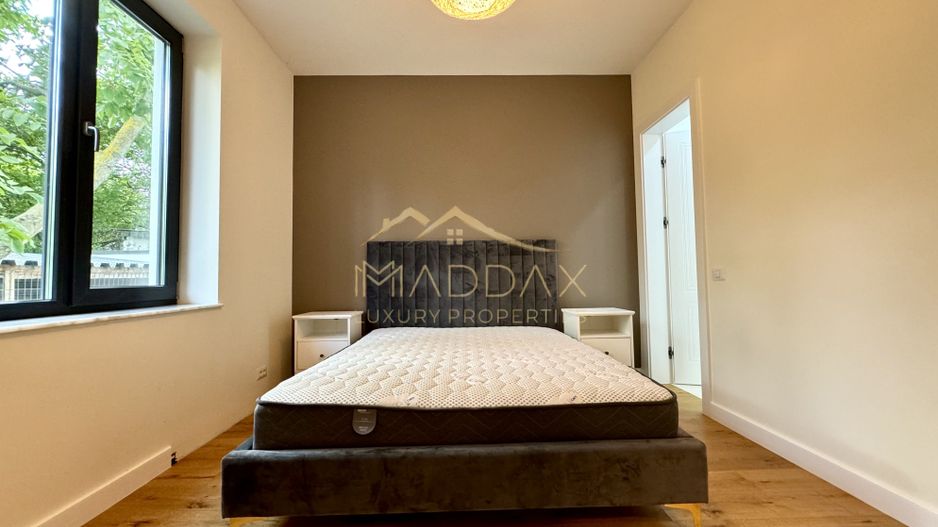 Vila cu 5 camere // * 565 mp gradina* // Tunari - Poză 15