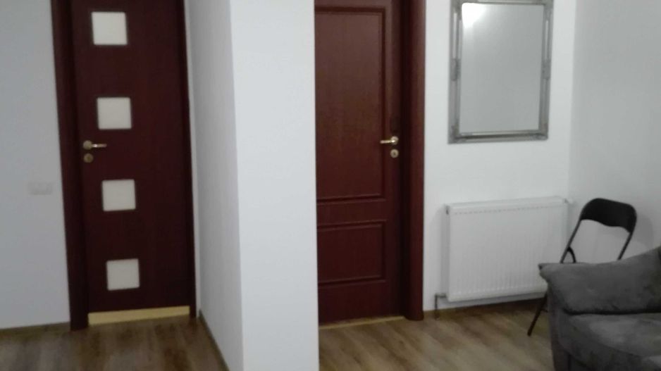 Apartament cu 2 camere- ultracentral - Poză 8