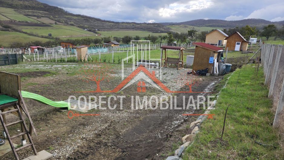 TEREN DE VÂNZARE la 5 minute de oraș! - Poză 2