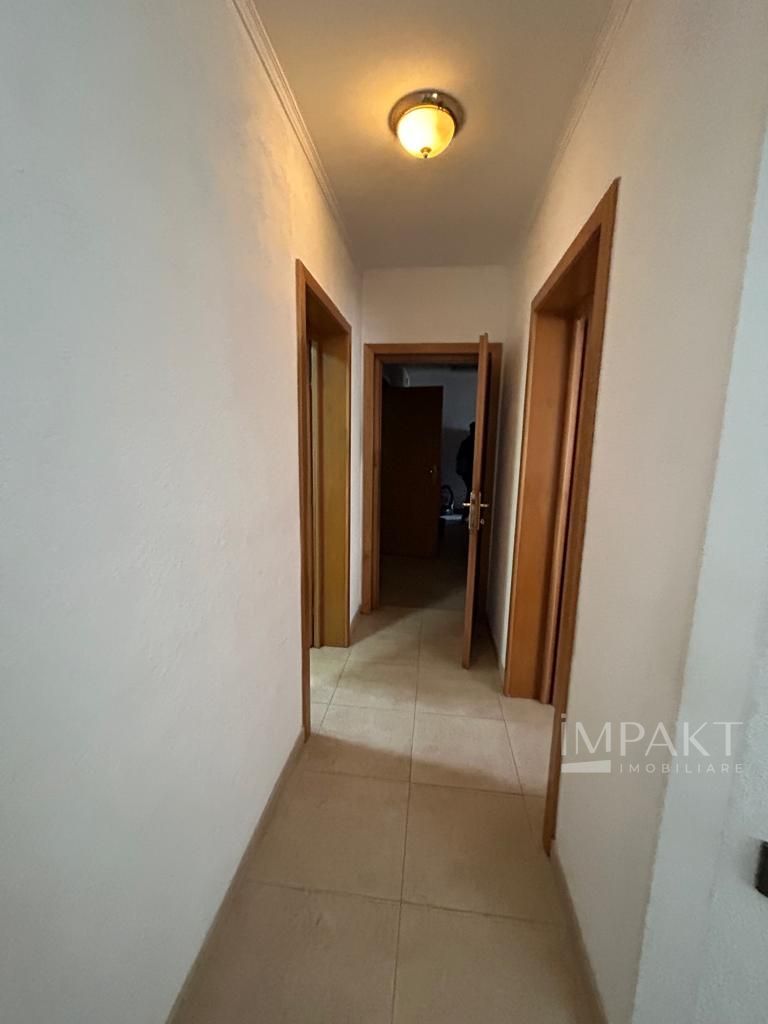 Vila individuala de lux de inchiriat, in cartier Gruia aproape de Cetatuie! - Poză 25