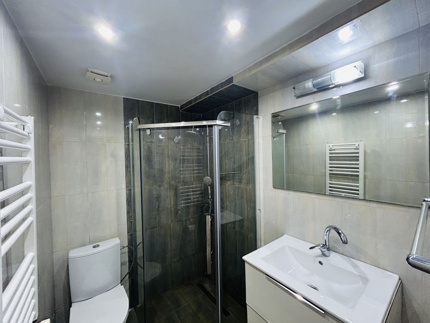 Apartament central în Sibiu – 2 camere, 60 mp – ideal investiție - Poză 12