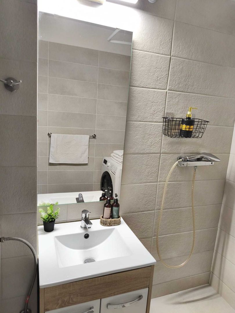 Ggarsoniera complet mobilata si utilatain Brazda lui Novac - Poză 8
