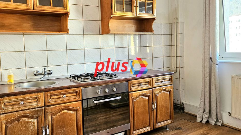 Apartament cu trei camere, zona Racadau 70 mp - Poză 5