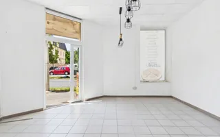 Casă 3 camere, garaj+Spațiu Comercial în Freidorf - Poză 24