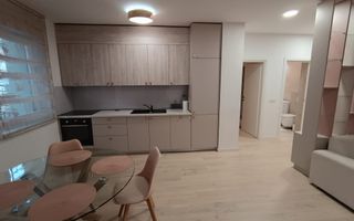 Apartament de 2 camere în ansamblul Record Park, zonă centrală - Poză 3
