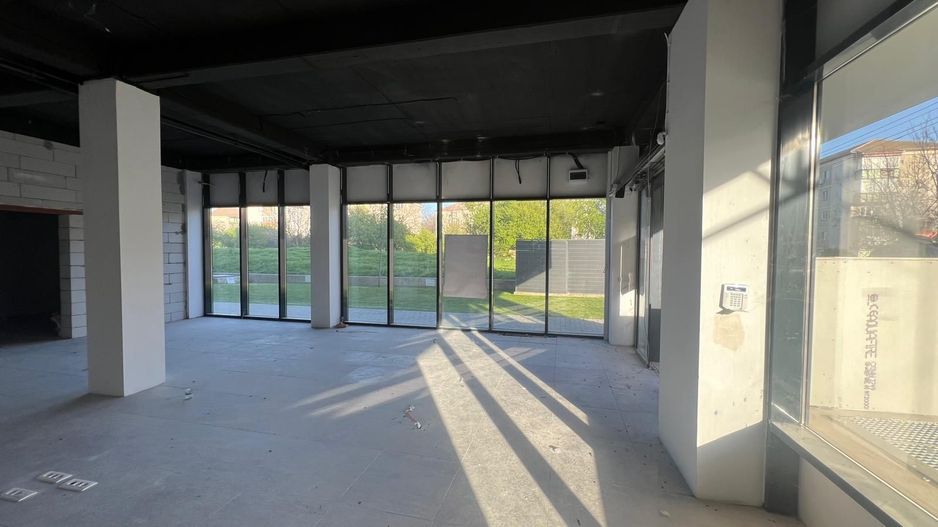 SPATIU COMERCIAL NOU CU MULTIPLE DESTINATII zona LIPOVEI - Poză 8