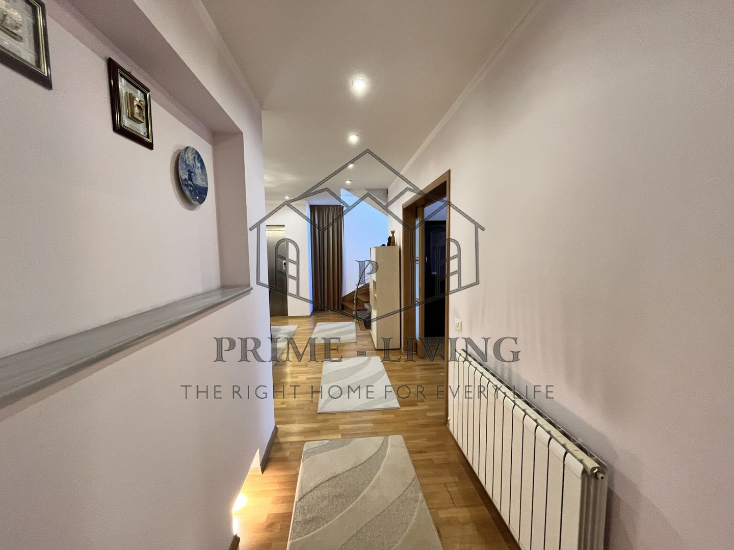 VILA CU 7 CAMERE IN COMPLEX REZIDENTIAL IN IANCU NICOLAE - Poză 7