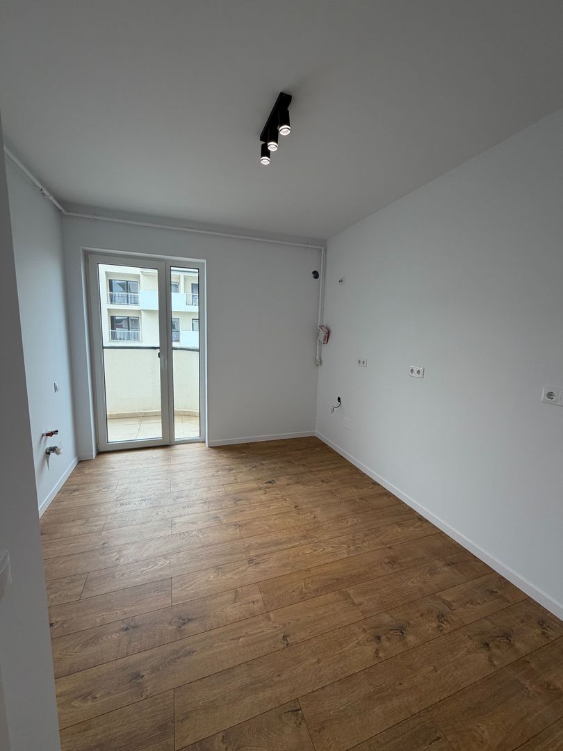 Apartament cu două camere, decomandat, finisat, EROILOR RESIDENCE - Poză 5