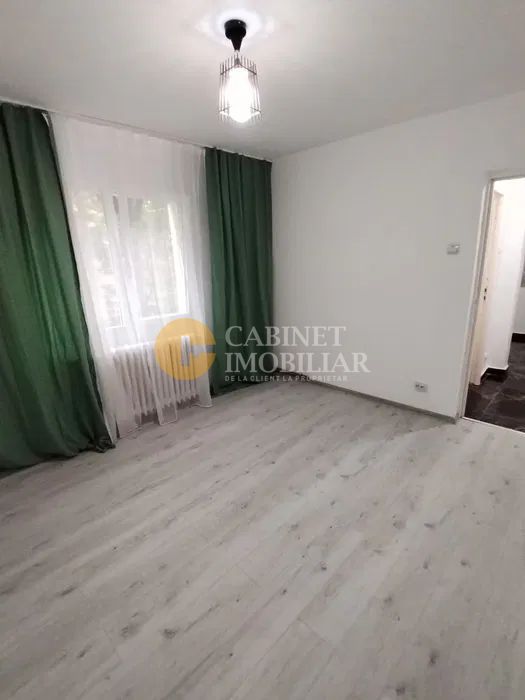 3 camere, Tatarasi -Flux, etaj 2/4, fara risc, renovat, liber! - Poză 2