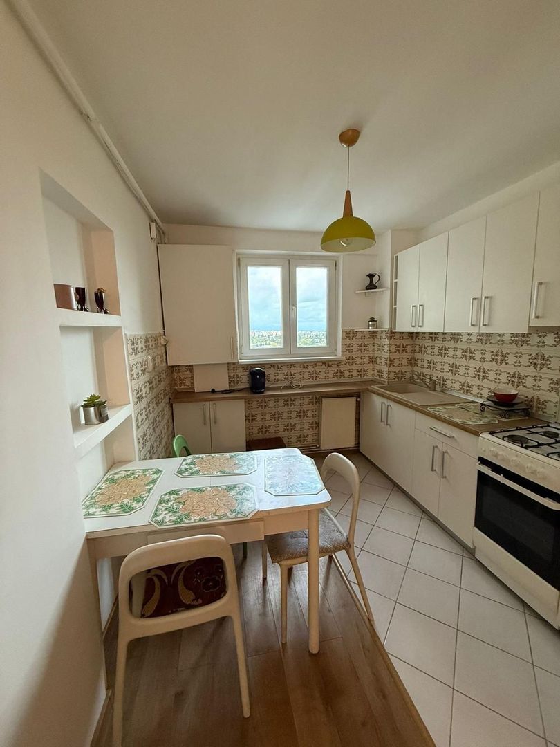 Zona P-ta Astra, 3 camere insorit, cu priveliste - Poză 2