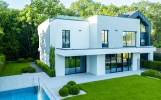 Vila superba la liziera padurii | Iancu Nicolae | Brtitish School | - Poză 2