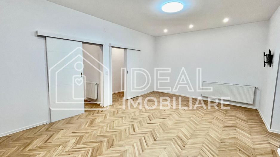 Apartament Ultracentral cu 2 camere complet renovat - de vânzare - Poză 1