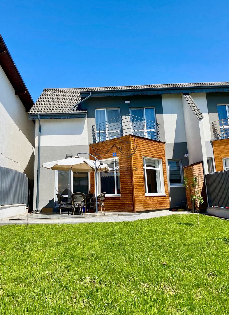 Casa PET FRIENDLY, tip duplex, Sanpetru, strada - Poză 2