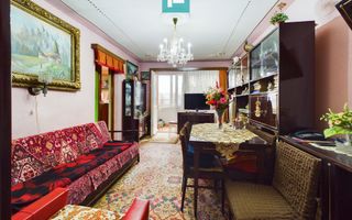 Apartament cu 3 camere în Podgoria - Poză 2