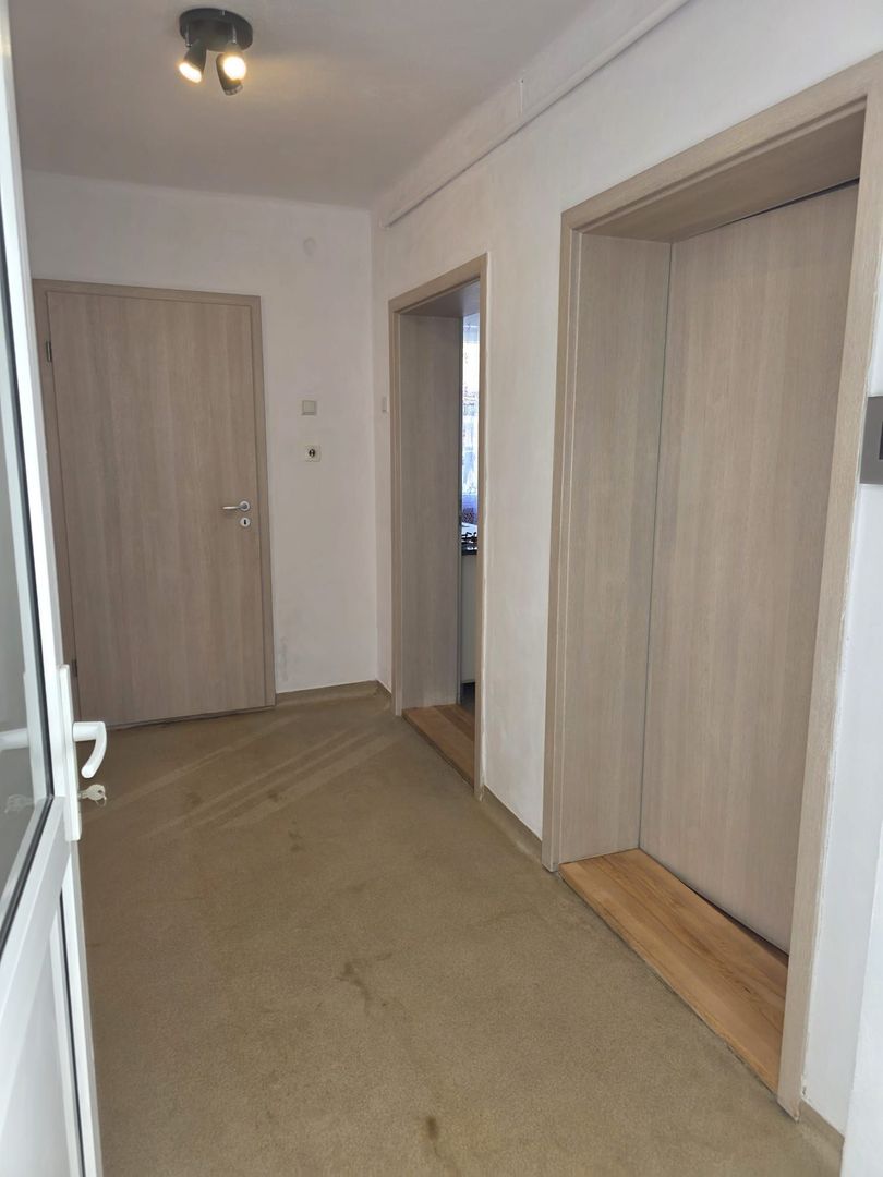 CASA  DE ÎNCHIRIAT 3 CAMERE IDEALA PENTRU SEDIU FIRMA SAU LOCUINTA - Poză 9