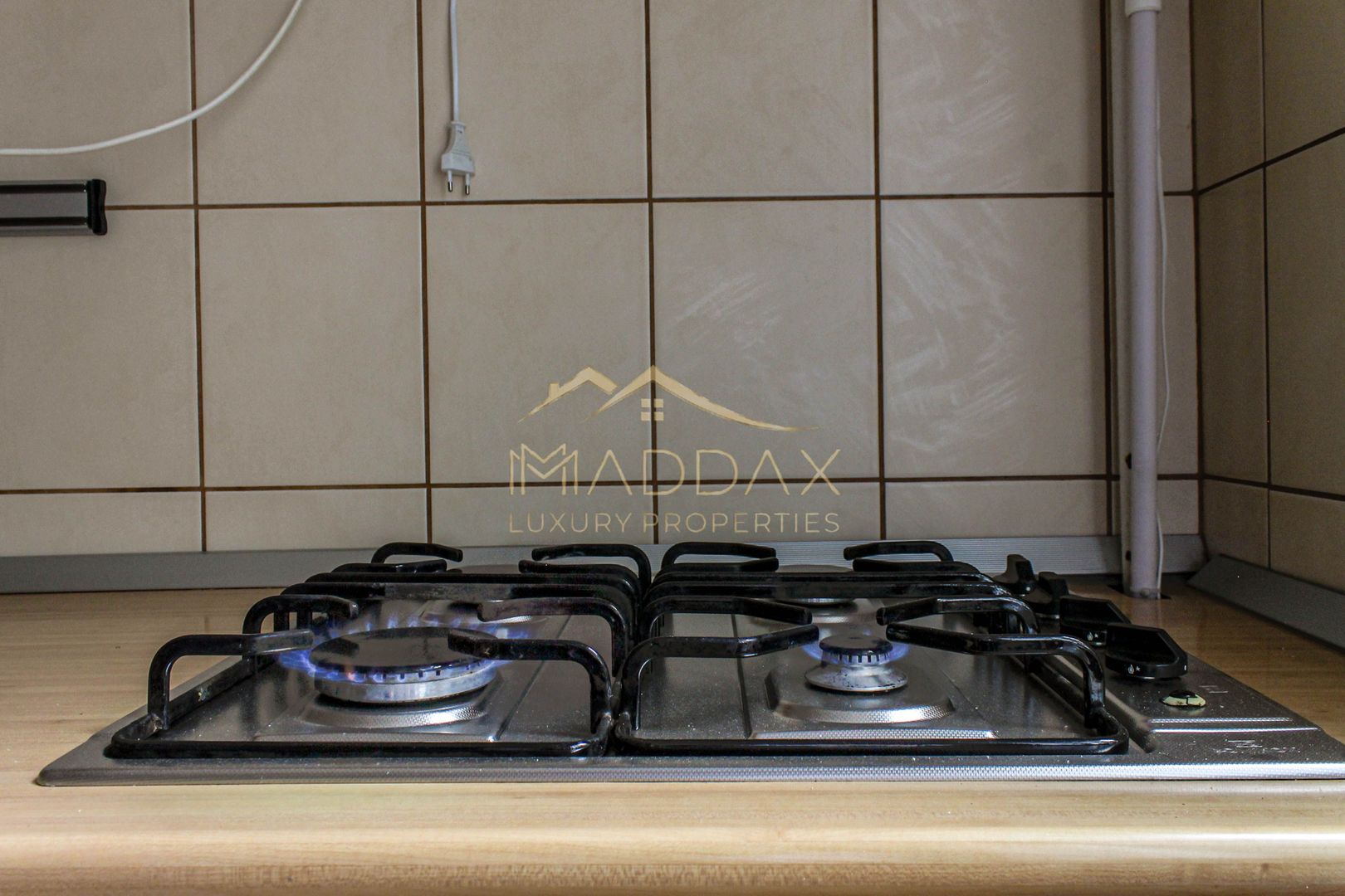 Apartament renovat cu 2 camere langa metrou de închiriat - Poză 16