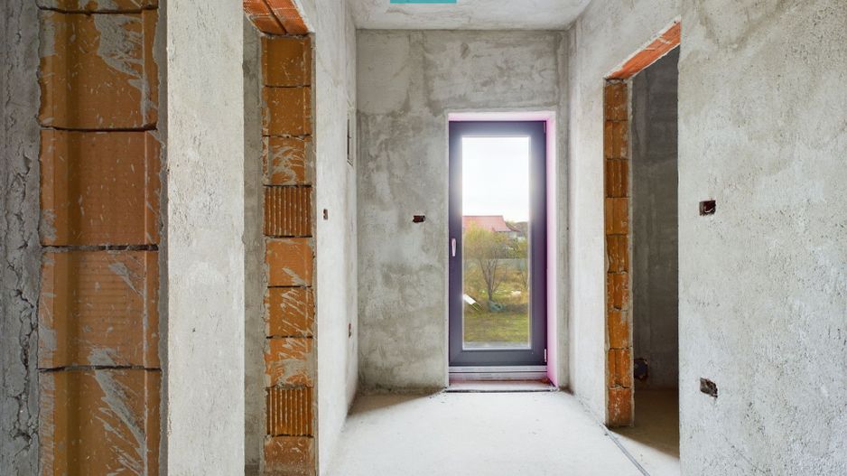 Vilă modernă pe 3 niveluri la gri în Poltura - Poză 18