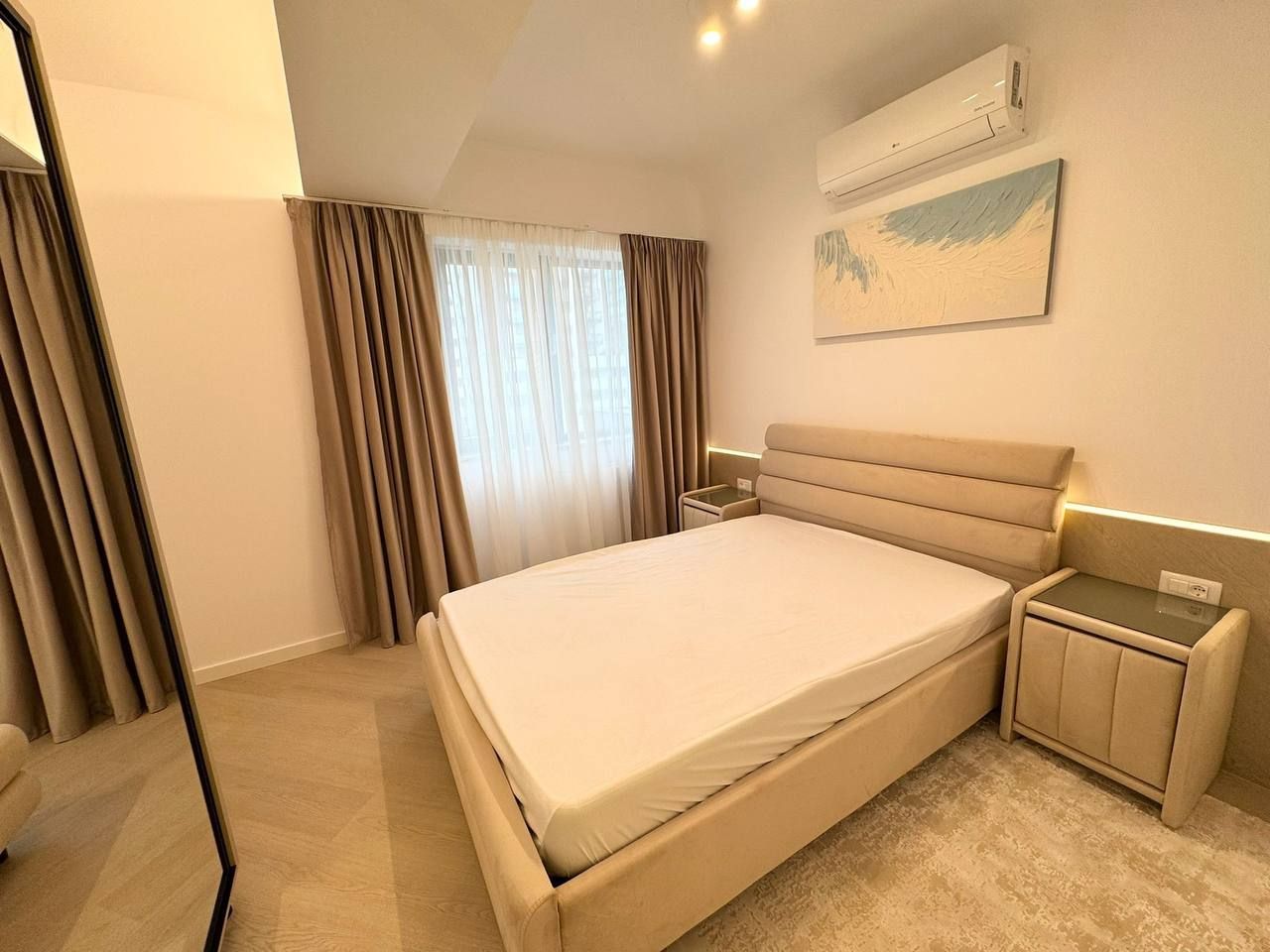 Apartament 3 camere de inchiriat - Cortina North - Poză 3