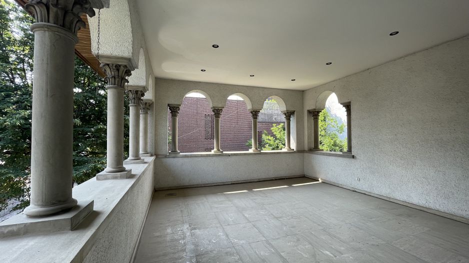 Apartament cu 4 camere de vânzare în zona Primaverii - Poză 4