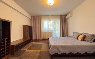 APARTAMENT ULTRACENTRAL CU 4 CAMERE LA INCHIRIERE - Poză 8