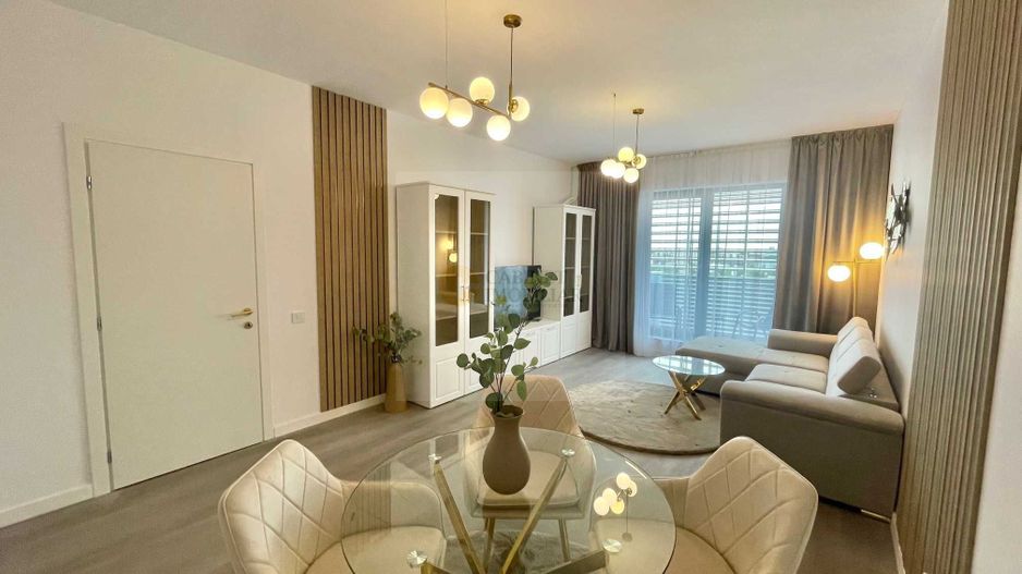 2 camere decomandat | Mobilat și utilat lux | Vedere panoramica - Poză 1