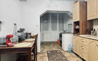 Apartament  3 camere zona Lunei - Poză 2