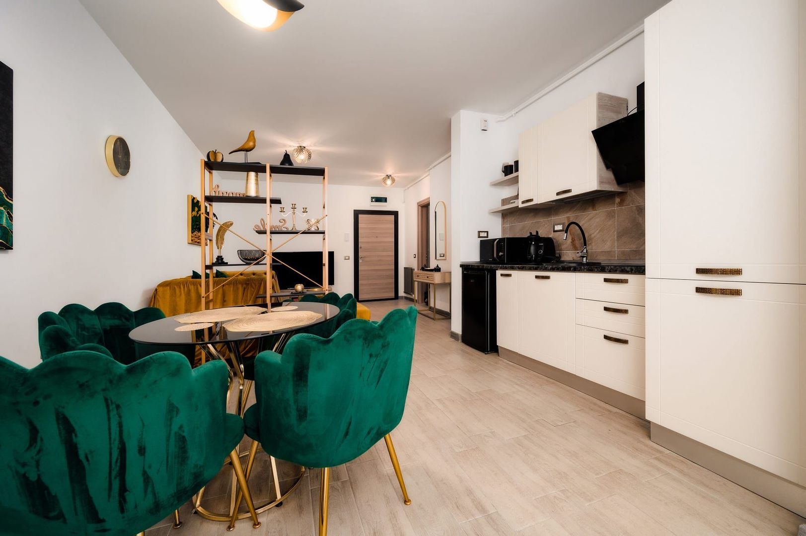 De vânzare apartament 2 camere – Mamaia Sat, Complex Alezzi - Poză 11