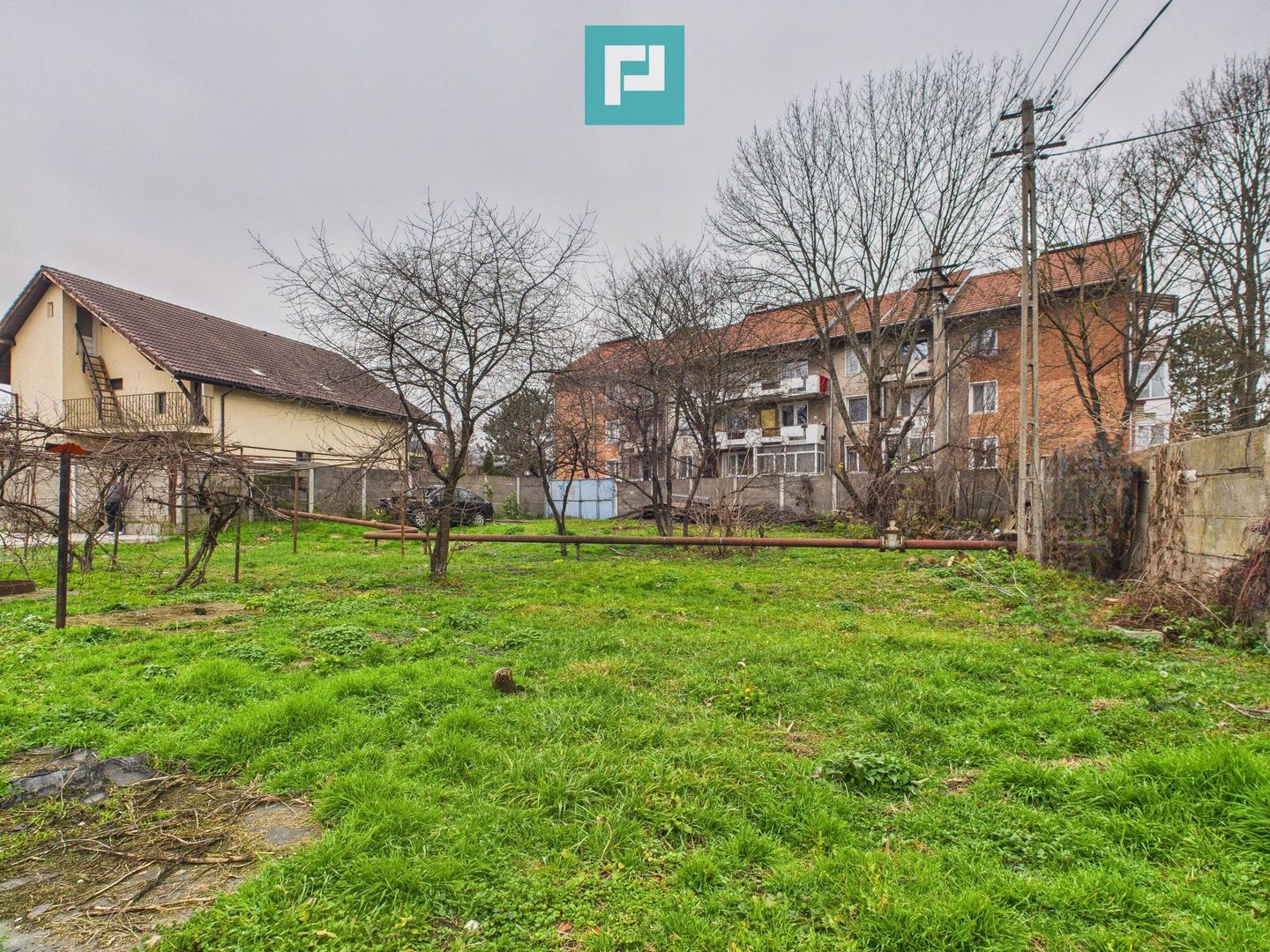 Două case, curte mare, lângă Castelul Huniazilor - Poză 46