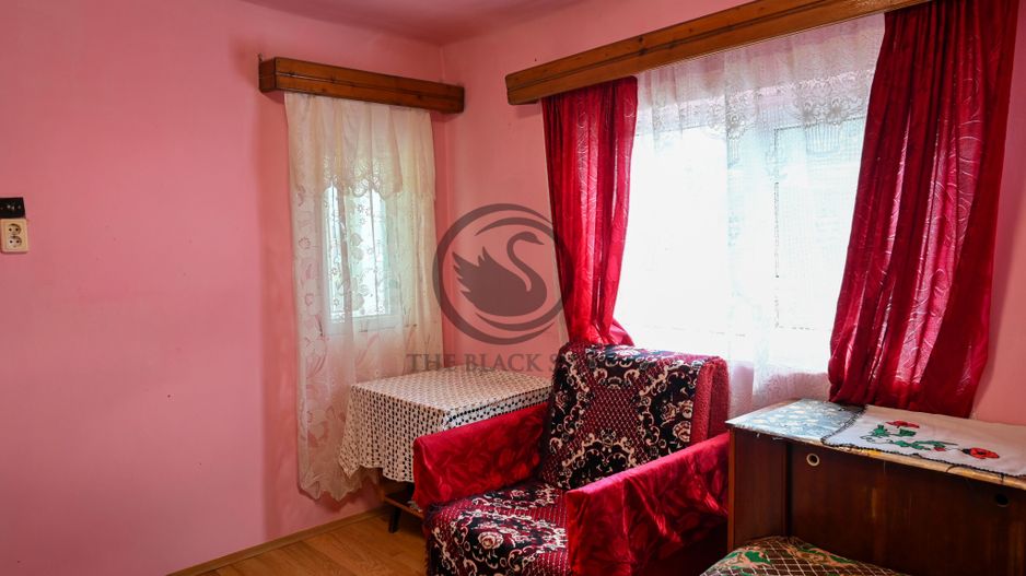 Casă din caramida de vanzare | Teren 1.117 mp | Puchenii Mari | - Poză 9