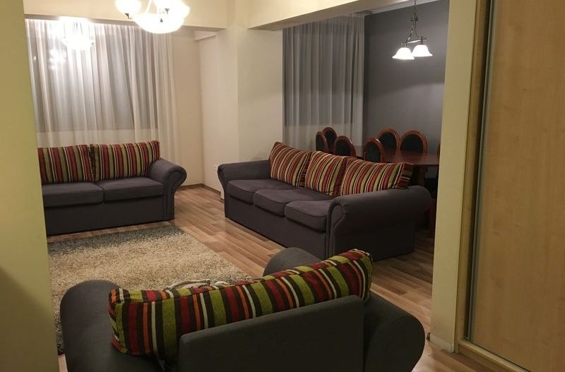 🏡 3 Camere 130 mp | Mobilat Lux | Parcare Subterană | Centrală| Cartier Latin - Poză 1