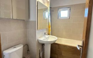 3 camere zona Lunei , 2 bai , centrala proprie - Poză 2