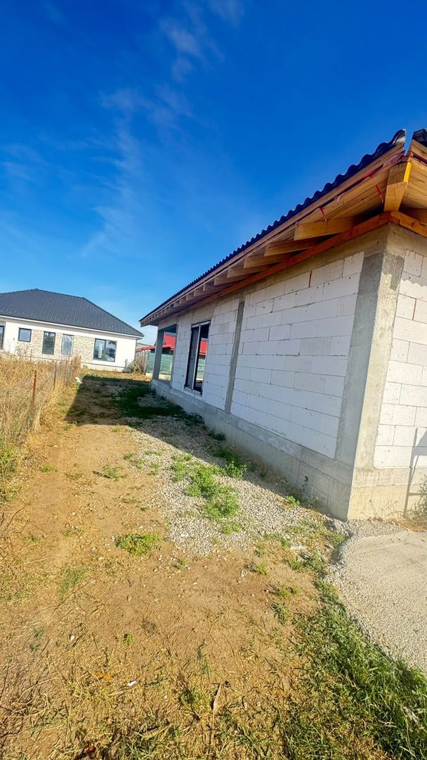 🏡 CASĂ DE VÂNZARE - Poză 14