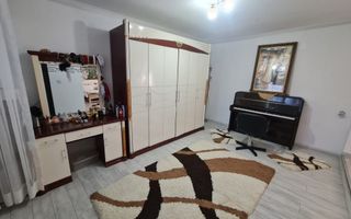 Vilă cu studio muzical și 7 camere – Calea Severinului, Târgu Jiu - Poză 11