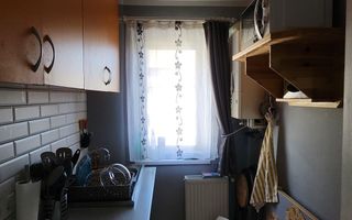 2 camere, renovat, etaj 3 – Victor Babeș - Poză 4