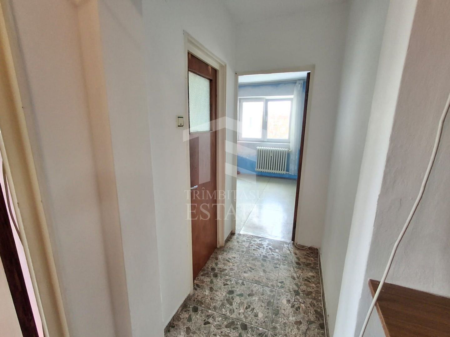 Apartament de vanzare 2 camere decomandat   Luica 35. - Poză 3