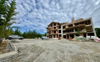 Apartament 2 camere + gradina 50 mp, la cheie , Cristian - Poză 2