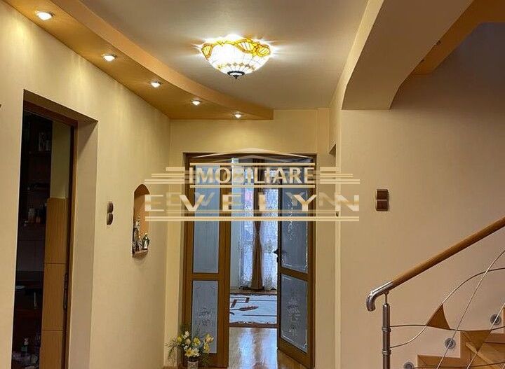 Vila de vanzare D+P+1 220 mp cu teren 300 mp, pret 285000 euro negociabil ! - Poză 5