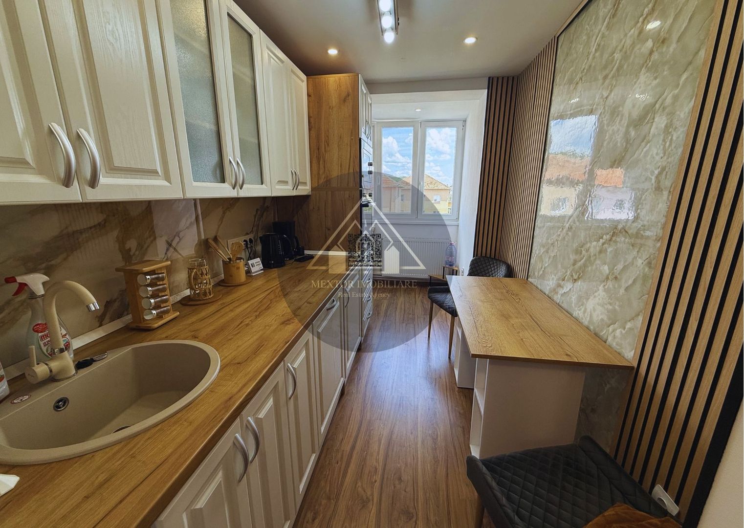 Apartament decomandat 3 camere, de vanzare - Poză 4