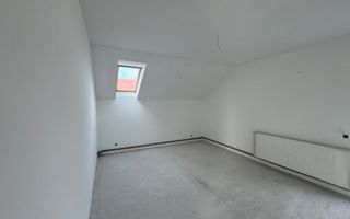 VILA 5 CAMERE,TEREN 560 MP, CAMPULUNG, ARGES - Poză 25