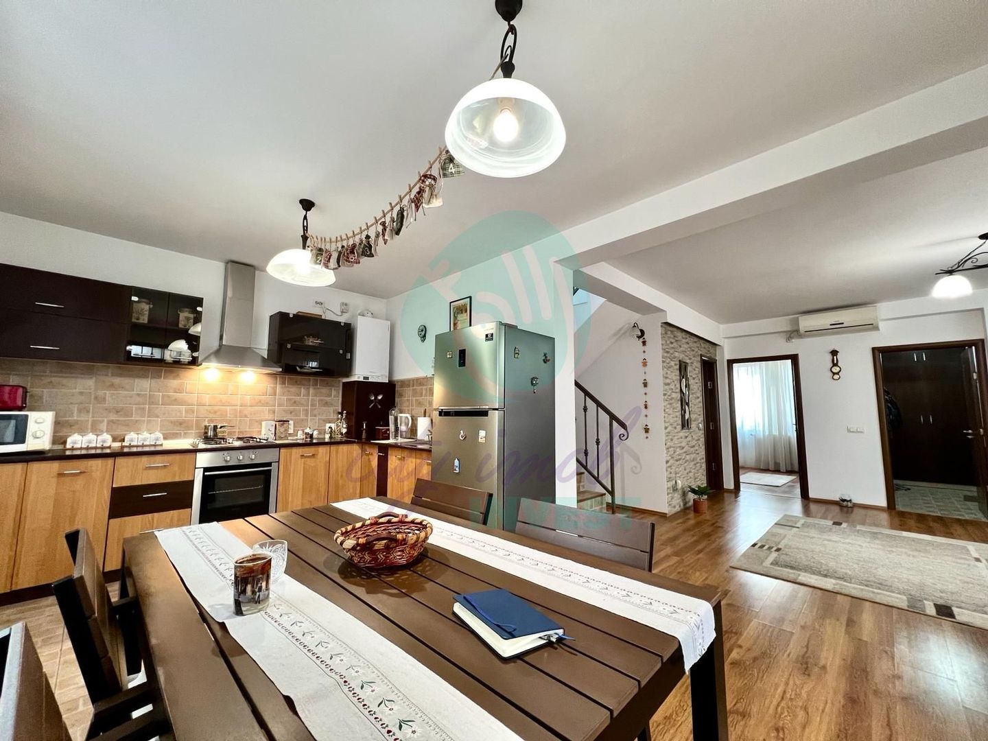 Vila  eleganta cu piscina -Silistea Snagovului - Poză 10