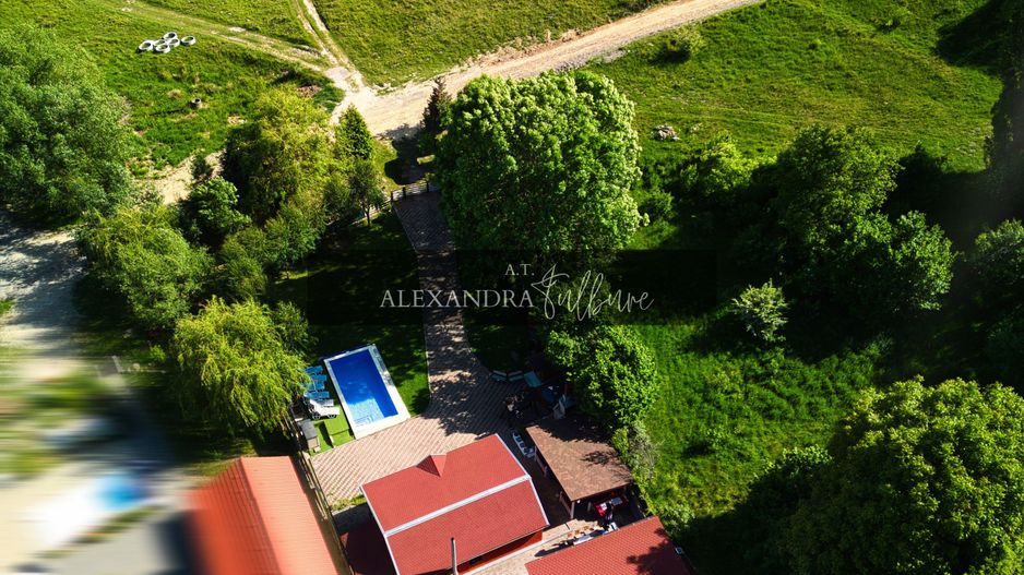 Teren intravilan 1582 mp cu 2 constructii si anexe, Feleacu - Poză 1