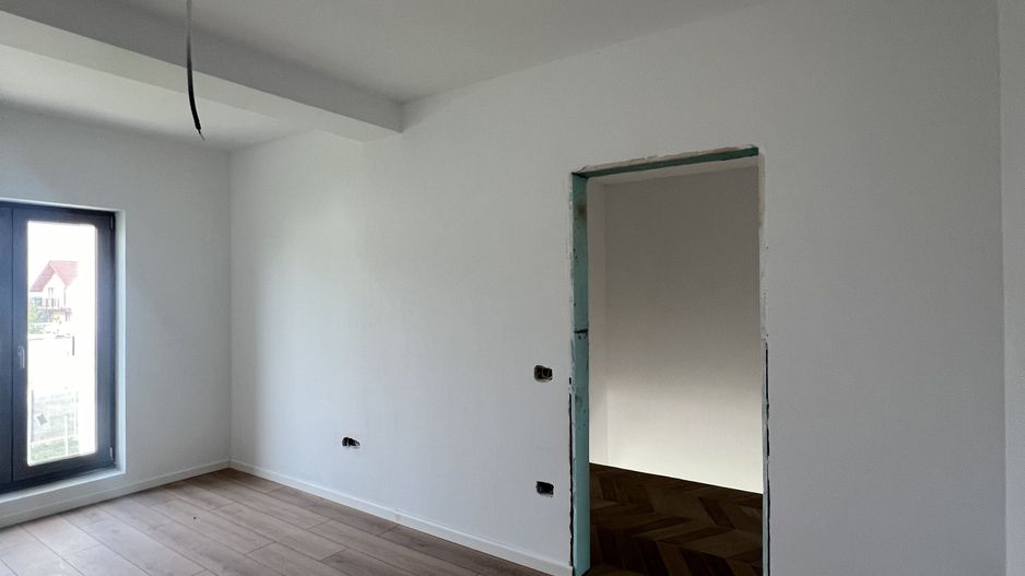 Vila 4 camere Dumbravita - Poză 8