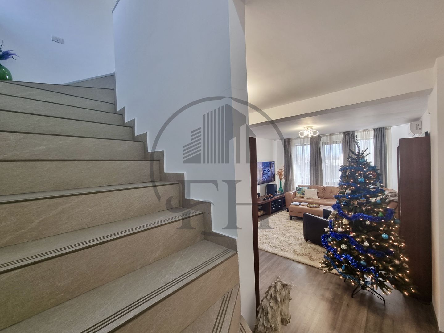 Casa / Vila de vanzare Valu lui Traian - Poză 3