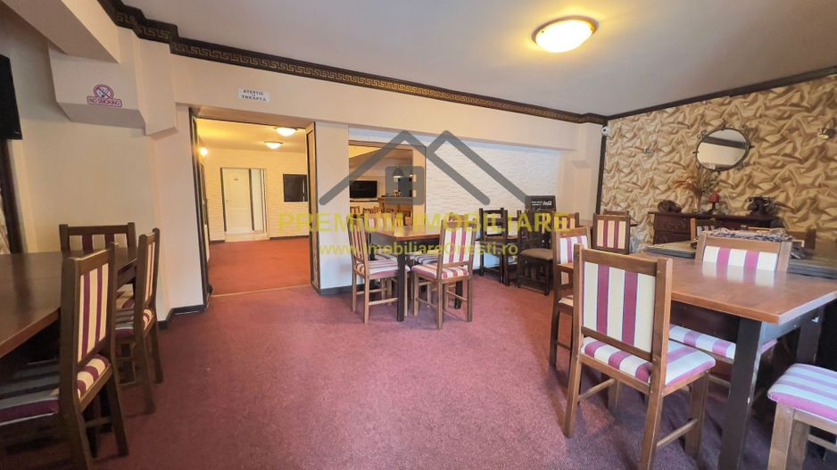 Restaurant - Cafenea De  Vanzare In Onesti - Zona centrala - Poză 2